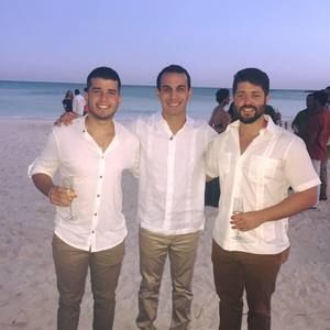 Meet your Posher, Roberto